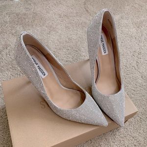 BRAND NEW Steve Madden Sparkle Heels with Pointed Toe